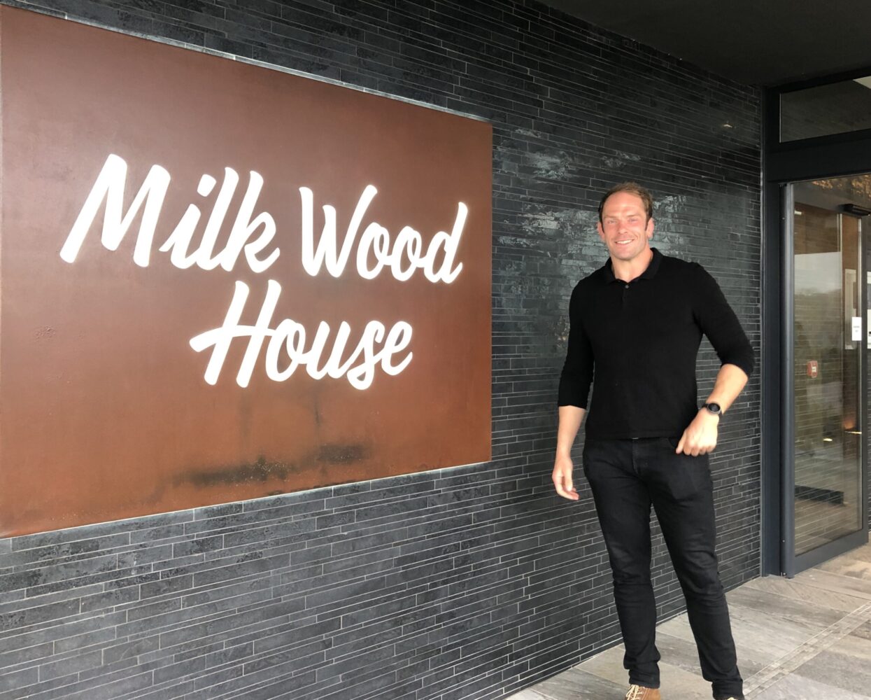 Alun Wyn Jones becomes ambassador of the residences at Dylan Coastal Resort