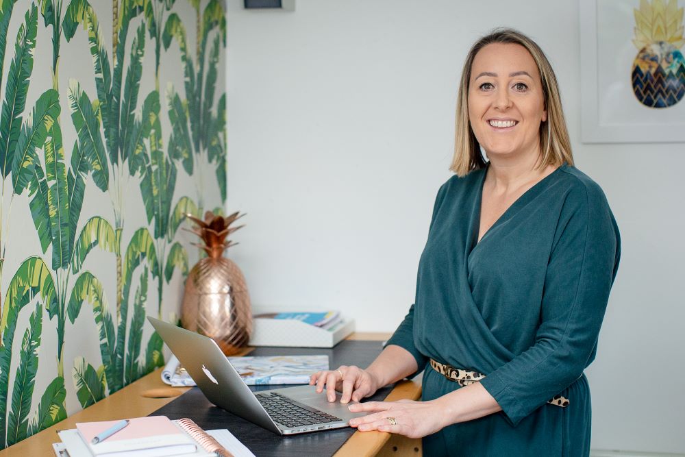 Entrepreneur’s free support network reaches 25,000 women and puts her in running for top award