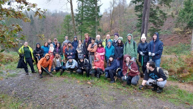 Members of the Joe’s Ice Cream team, Centenary Forests, Swansea University Tree Society and the Penllergaer Trust at Pellergare Woods