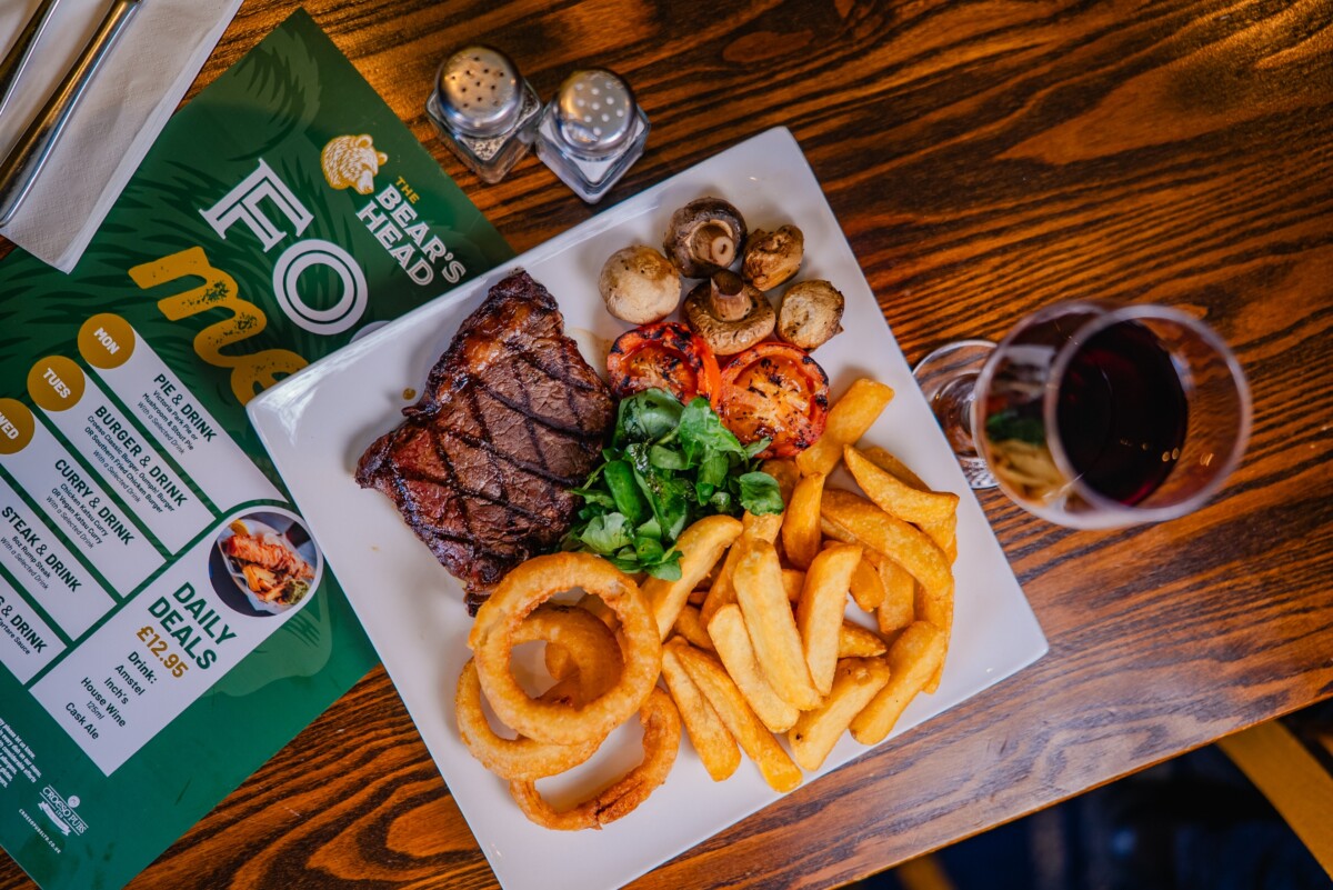 The Bear’s Head launches new menu with distinctly Welsh flavours and very competitive prices