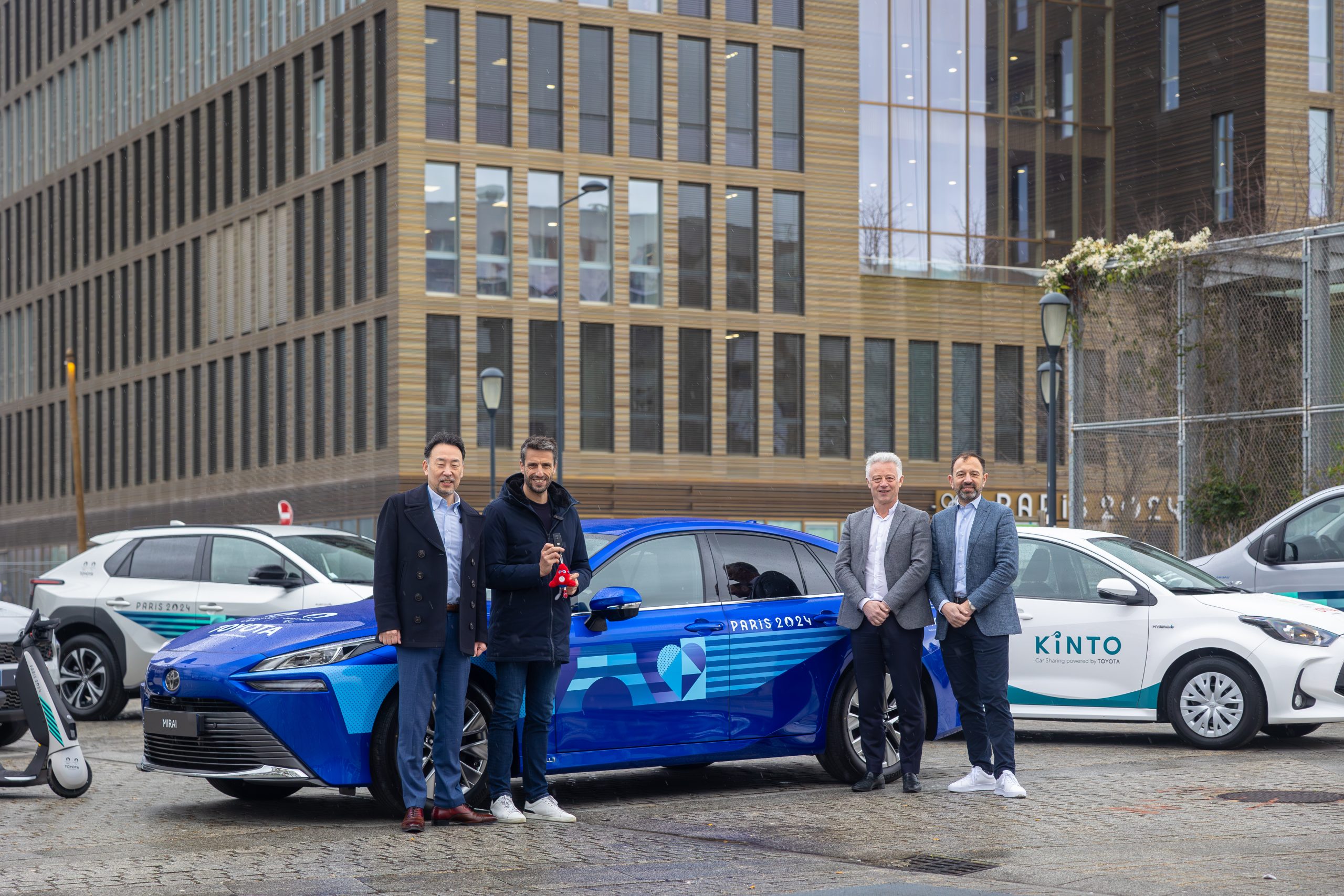 Toyota begins deliveries of vehicles to the Olympic and Paralympic Games Paris 2024