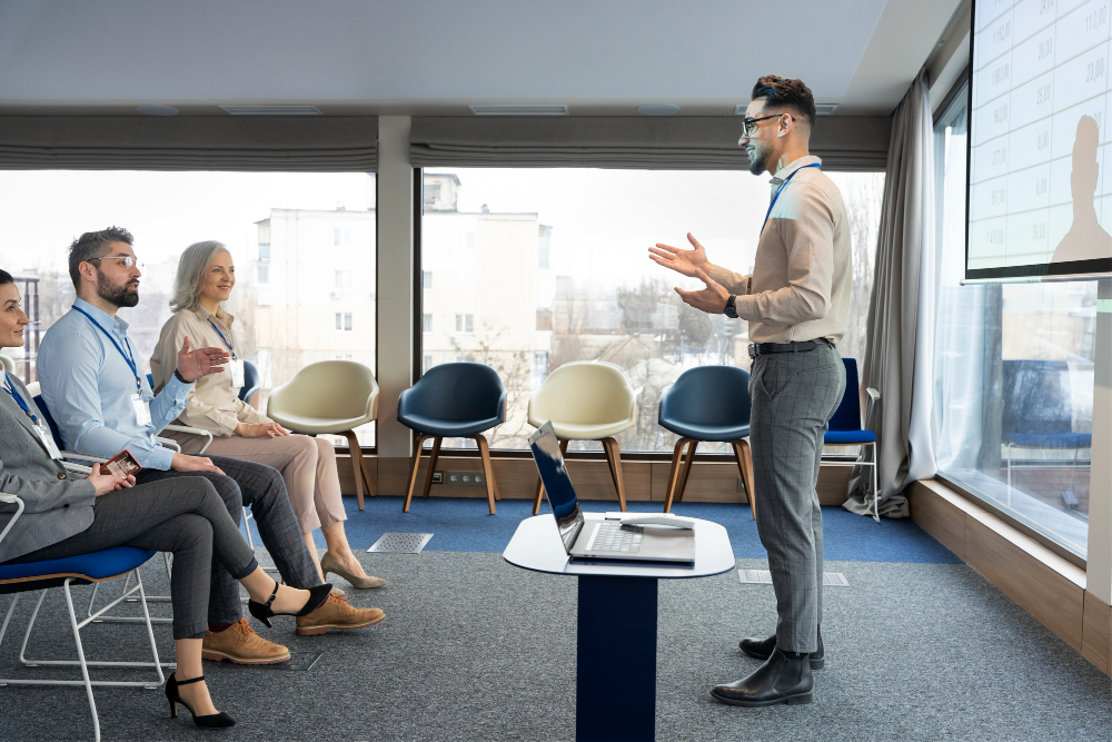 Startups trained on how to become successful public speakers and media stars