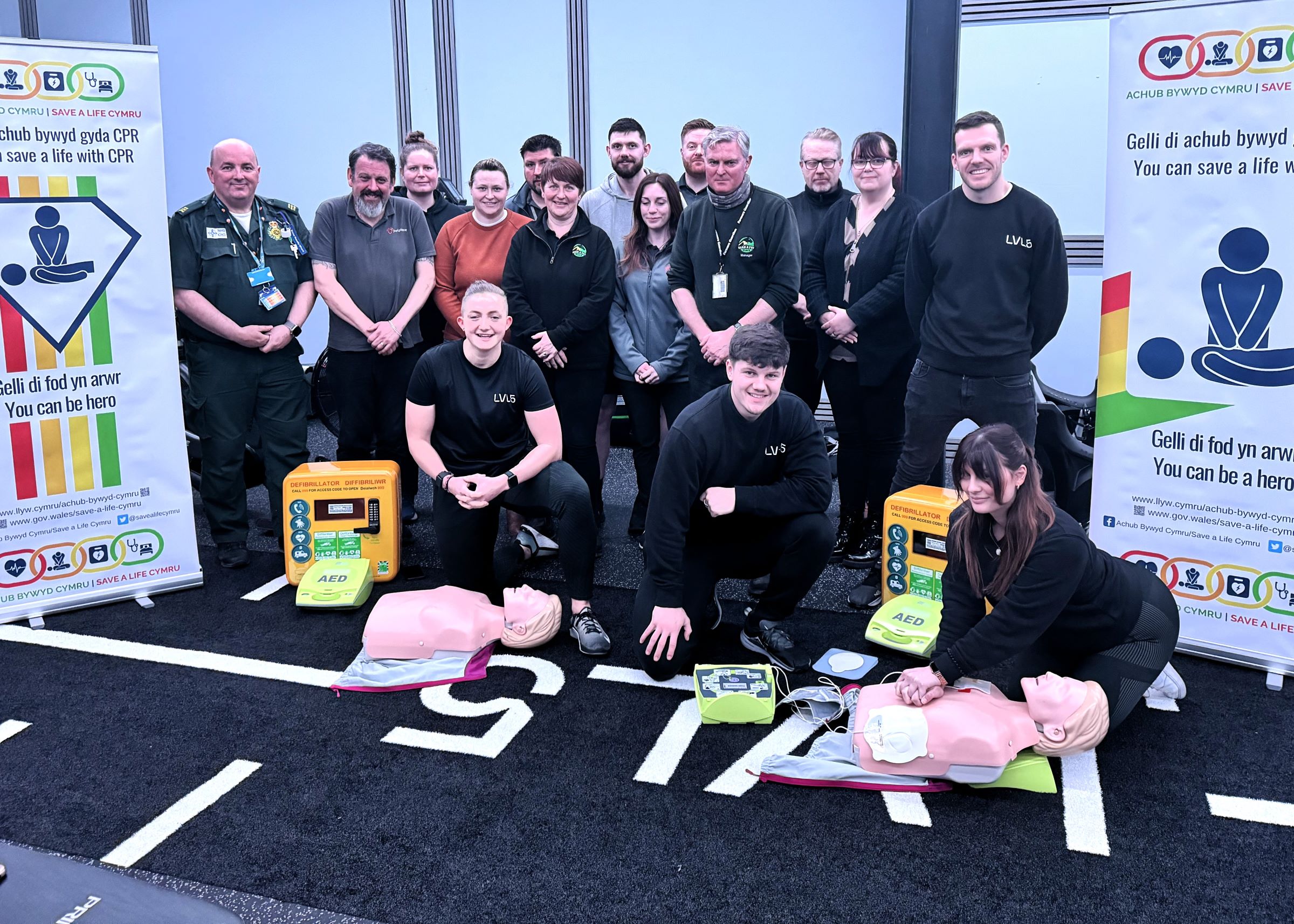 Leading pet retailer and gym install life-saving heart devices across North Wales