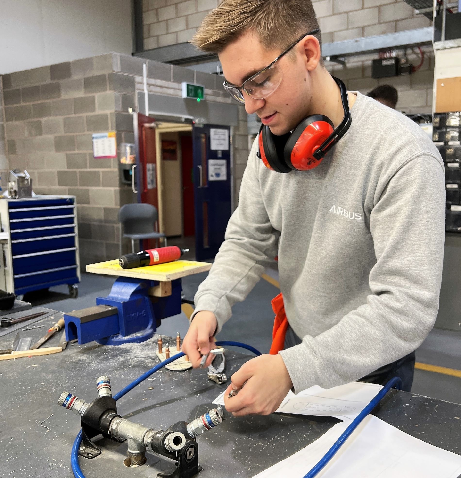 Coleg Cambria to take largest team of apprentices from Wales to UK ‘Skills Olympics’