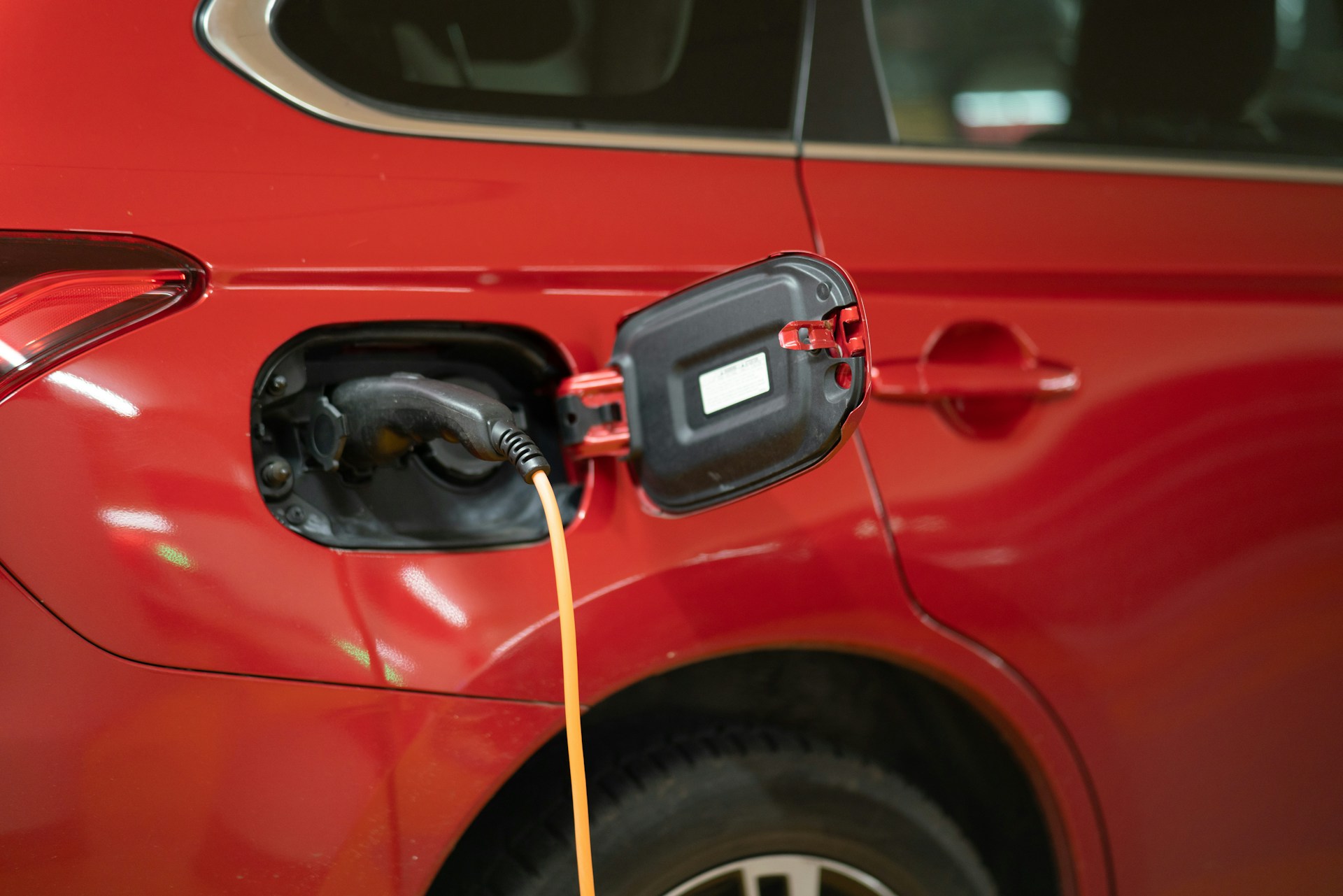 Used EV market booming with record sales and record low prices – industry-leading data source Marketcheck UK