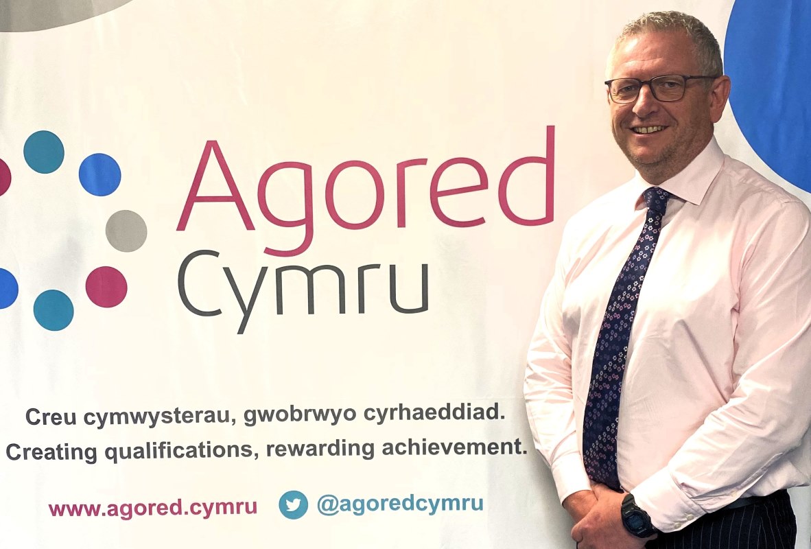 Welsh awarding body expands portfolio into England and overseas with new finance qualifications