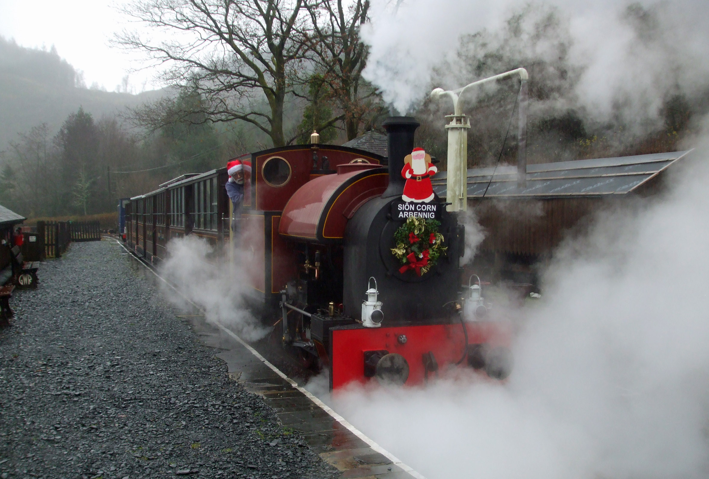 Santa Special trains debut for Corris Railway steam locomotive