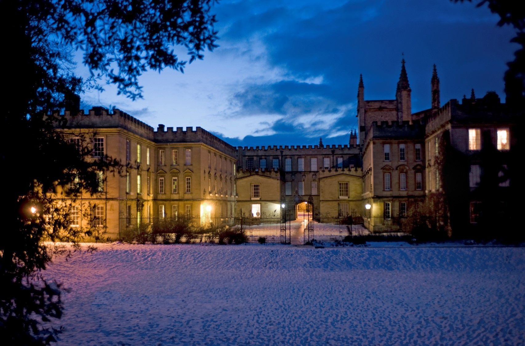 How can Muggles stay at the real Hogwarts this Christmas?