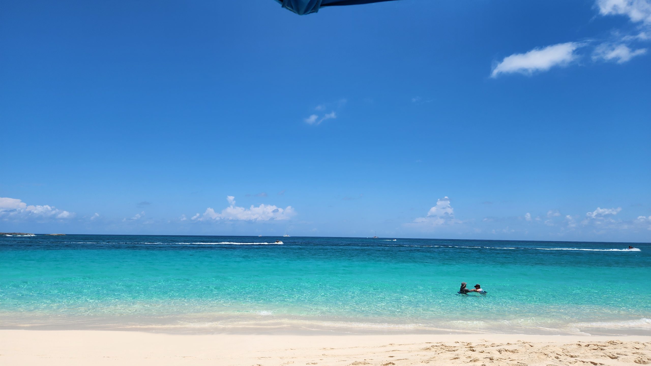 “Liquid Sun”: From Reflection to Renewal in the Bahamas