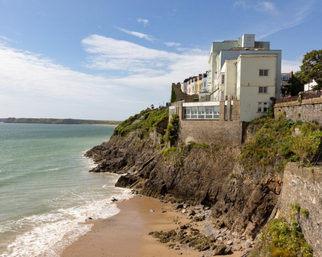 Step Into Christmas in Style: Historic Welsh Hotel Unveils Exclusive Festive Retreats with Luxurious New Look