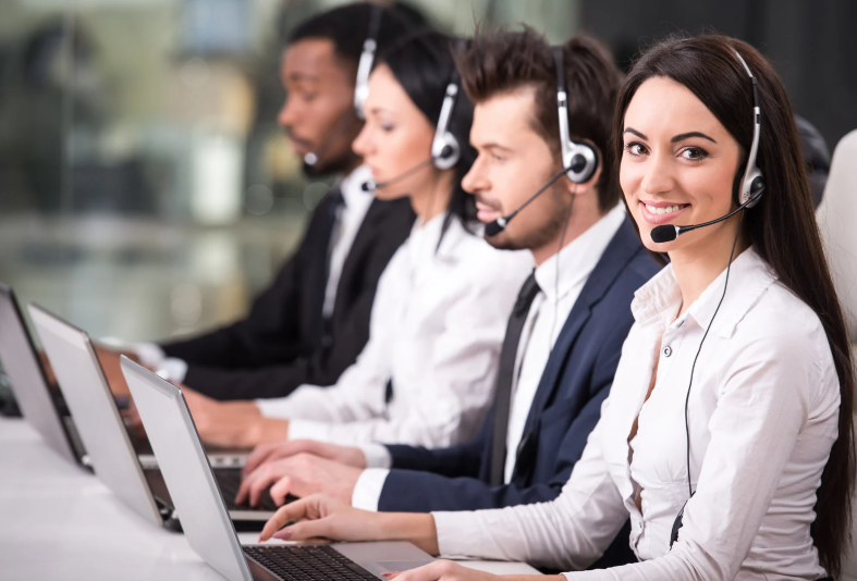 AI-Powered Humans: Redefining Customer Experience Through Innovation