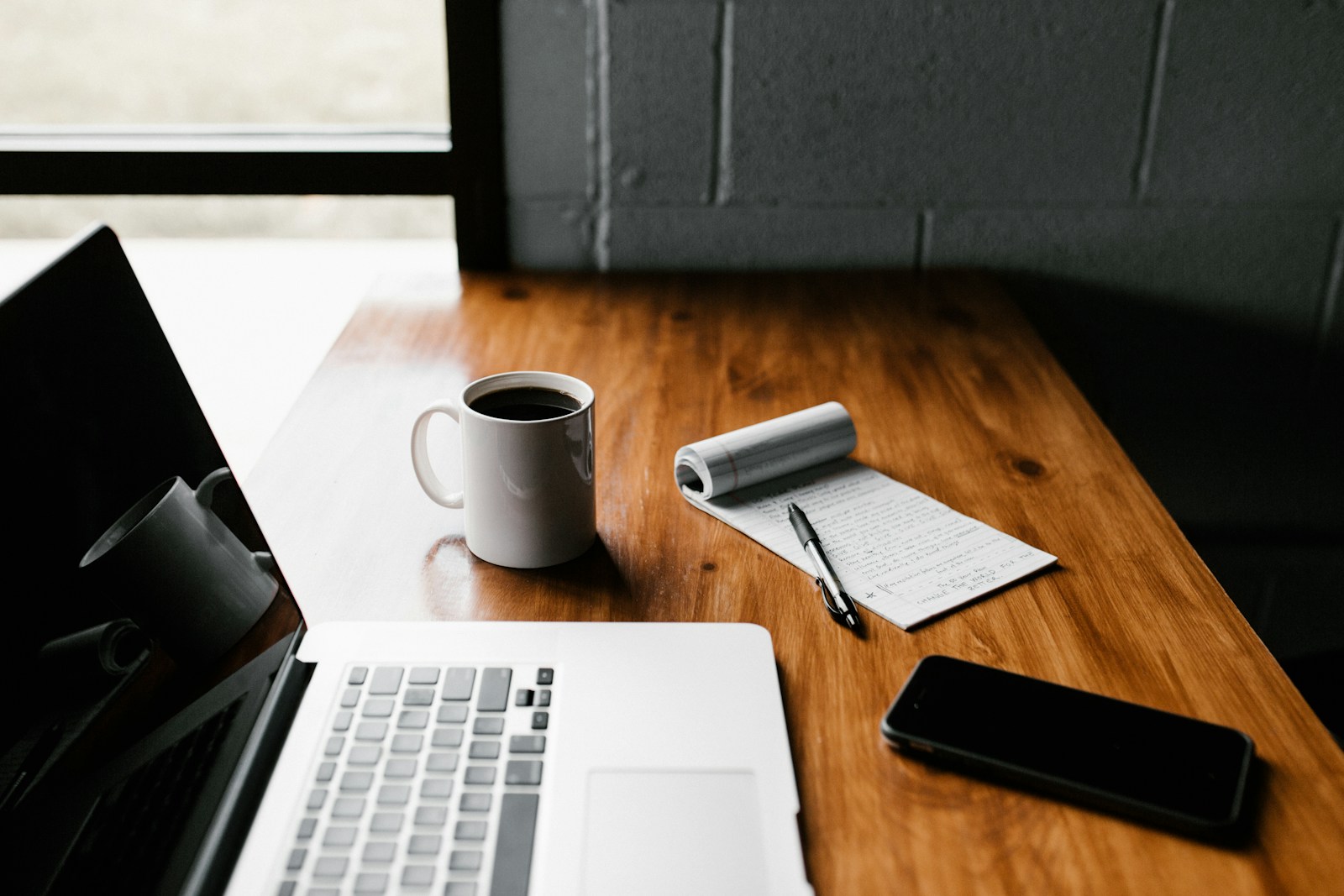 Why Embracing Hybrid Working Over the Summer Can Boost Productivity
