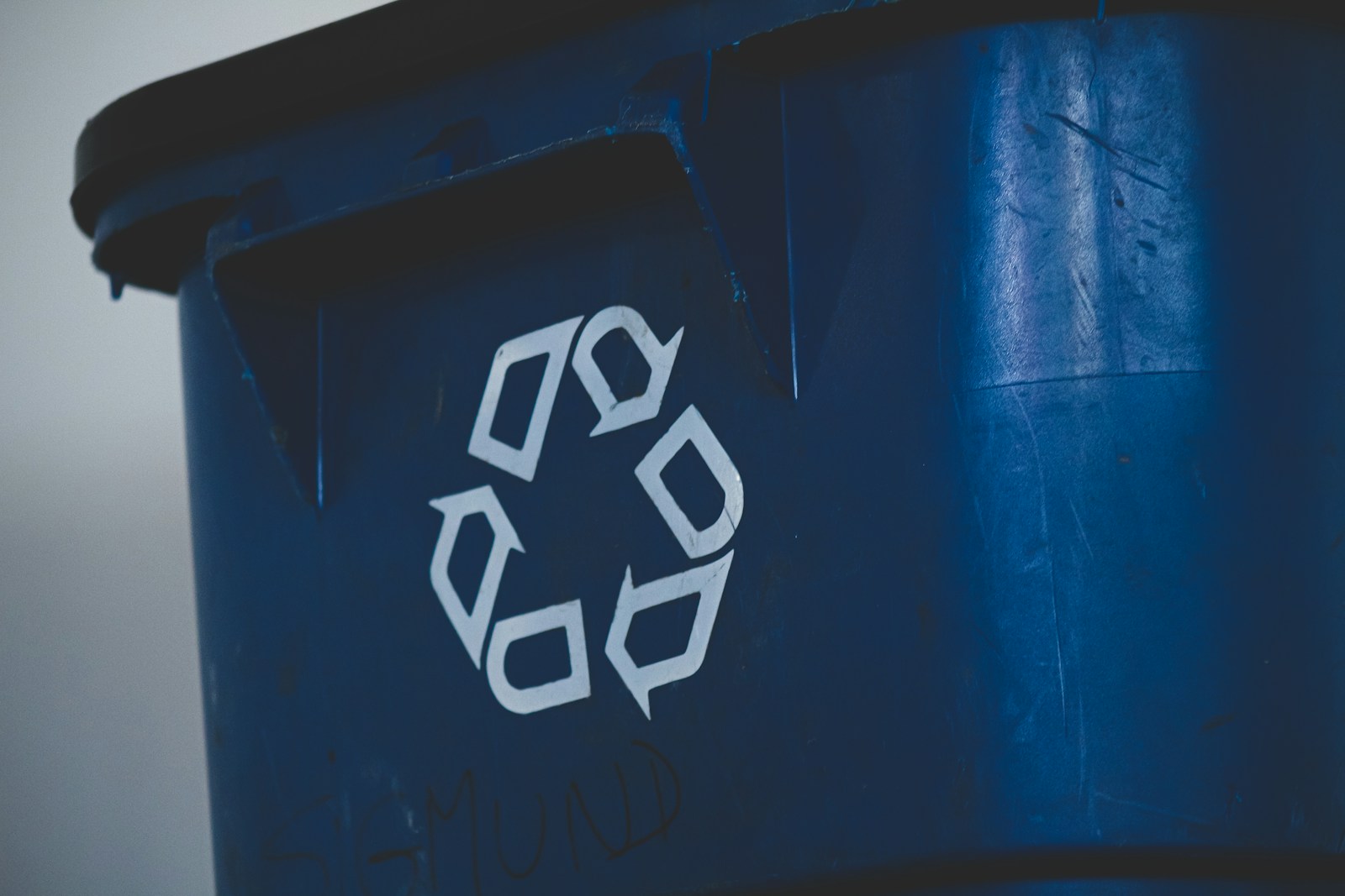 Bridgend company taking on the fight against unrecycled plastics