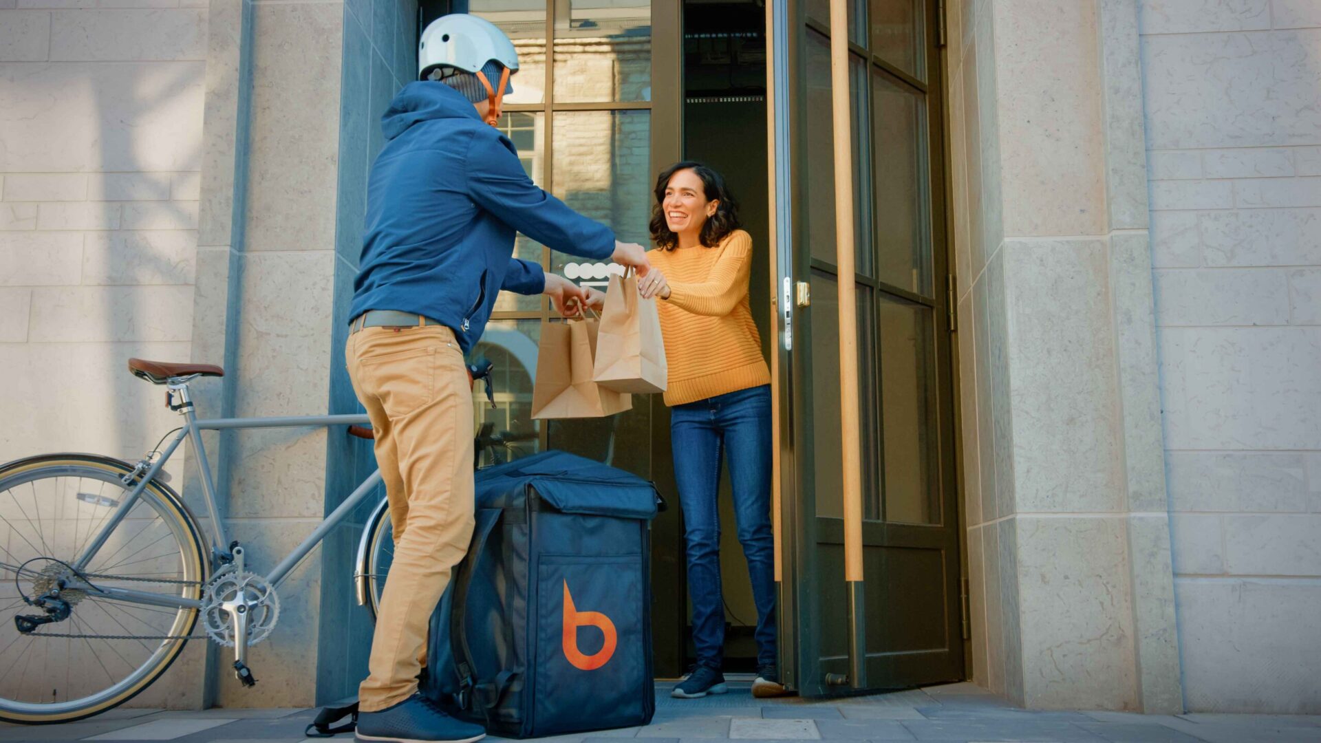 Beelivery Announces Expansion to Address Gaps from UK Pharmacy Closures