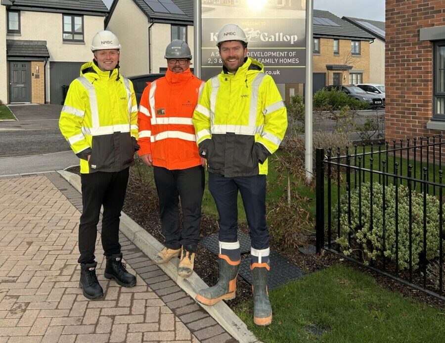 The Rt Hon Stephen Flynn MP  tours quality new build homes in Aberdeen