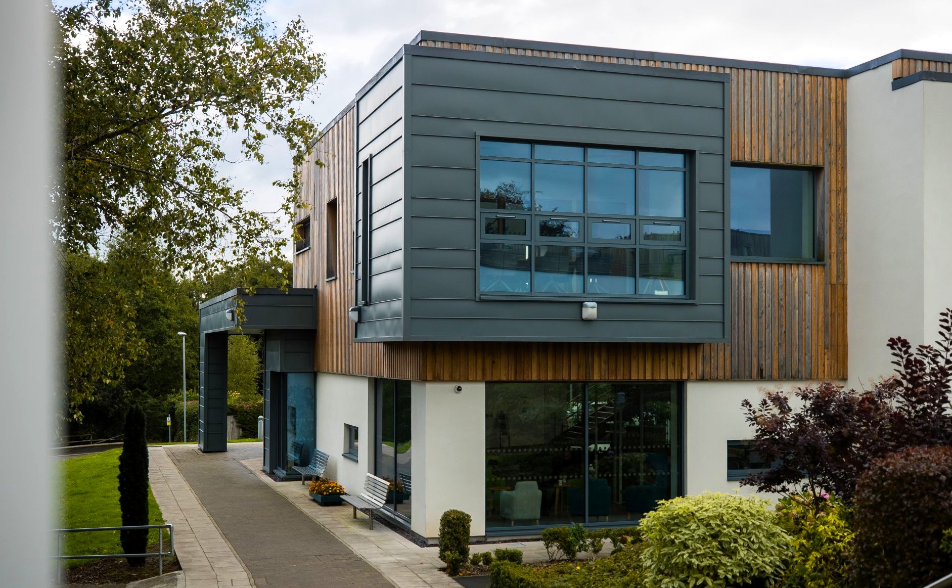 College Expands Flexible HE for Workers with New HN Flex Courses