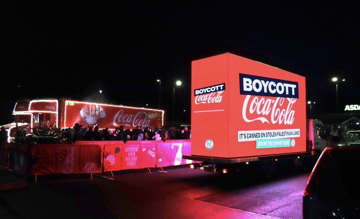 Coca-Cola’s Iconic Christmas Lorry Followed Across Britain by Palestine Activists Calling for Boycott Over Alleged Links to West Bank Occupation