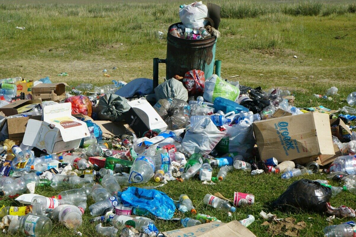 UK Government Plans New Powers For Environment Officers In Crackdown On Waste Crime