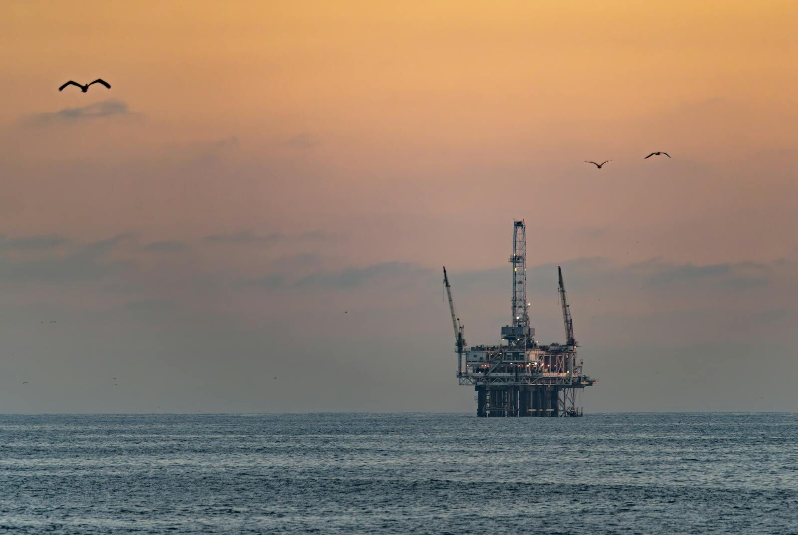 US Strengthens Energy Ties with Suriname as Offshore Oil Production Nears