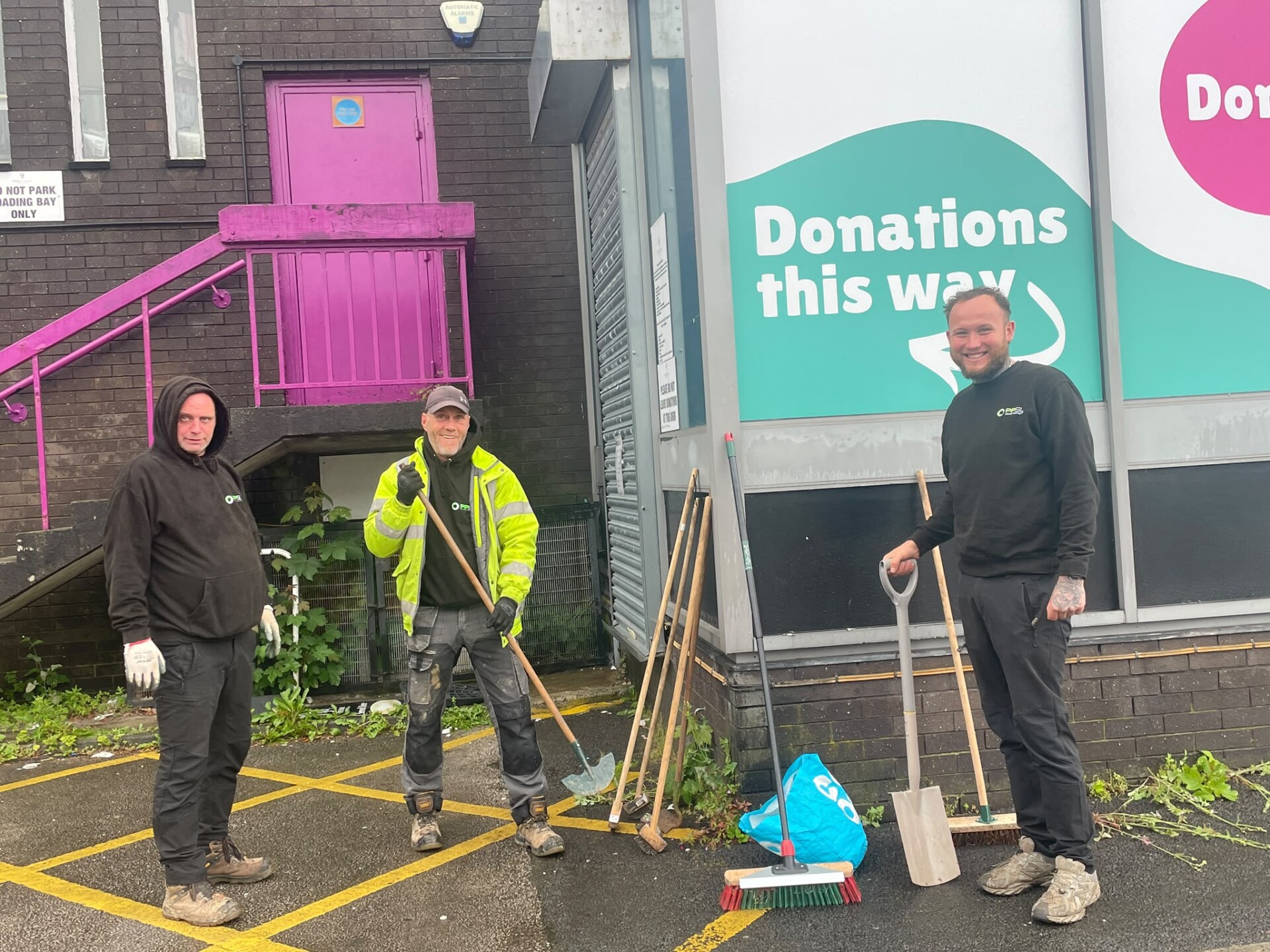 Hospice thanks Bolton business for volunteering effort at new hospice shop